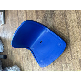 Сидение пластиковое ИСКРА